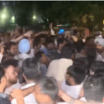 विरोधी पक्षाच्या खासदारांना दिल्ली पोलिसांनी इंडिया गेटकडे जाण्यापासून रोखले