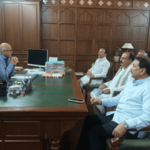 विद्यार्थ्यांना धमकावणाऱ्या ‘त्या’ पोलिसाला बडतर्फ करा! काँग्रेसच्या शिष्टमंडळाचे पोलीस महासंचालकांना निवेदन