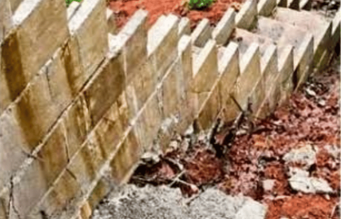 gabian wall