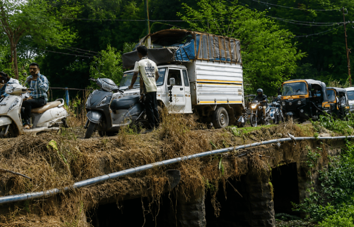 ghorpadi river bridge