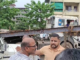 Ratnagiri News – महावितरणचे लोखंडी खांब वाहून नेणाऱ्या वाहनाचा अचानक ब्रेक; मागून येणाऱ्या कारच्या आरपार घुसला खांब, मोठा अनर्थ टळला