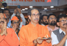 नागपुरात शिवसेनेचे ‘रामरक्षा’ आंदोलन! उद्धव ठाकरे यांच्या उपस्थितीत श्रीराम मंदिरात रामरक्षा महाआरती; रामभक्त आणि शिवसैनिकांची मोठी गर्दी