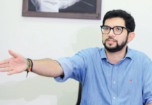 मुंबईतील मोकळ्या जागा ढापायच्या, भाजप नेत्यांना द्यायच्या हे मुख्यमंत्र्यांचे धोरण; आदित्य ठाकरे आक्रमक
