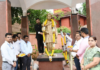 Ratnagiri News – लोकमान्य टिळक जन्मस्थळी ध्वजारोहण