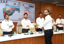 Ratnagiri News – सकारात्मक दृष्टीकोण ठेवून कामकाज पूर्ण करा; वेळेच्या आधी काम करुन समाजामध्ये विश्वास अधिक दृढ करा- जिल्हाधिकारी मनुज जिंदल