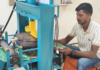 Ratnagiri News – नोकरीच्या प्रतिक्षेत न राहता धरली स्वावलंबनाची वाट; अनिकेत किंजळकरचा लघुउध्योगाची तालुक्यात चर्चा