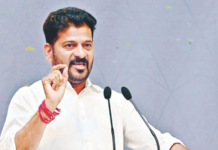 सरकार पाडण्यासाठी नेते काळी जादू करताहेत