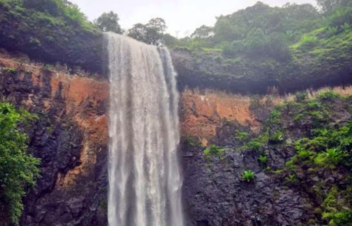 Savatsada Waterfall