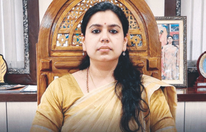 IAS Officer Divya Mittal