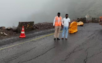 आंबा घाटातील एसटी वाहतूकही बंद, पर्यायी मार्गाने वाहतूक वळवली