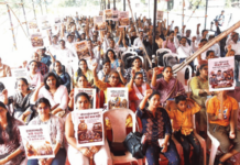 ‘अदानी’च्या कर्मचारी कपातीविरोधात आक्रोश