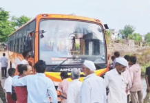 बस चोरट्याने पळवली, पंक्चर होताच रस्त्यात सोडून दिली
