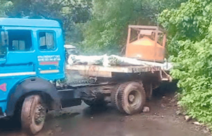 chiplun container