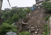 मुंबईच्या घाटकोपरमधील गौसिया चाळीवर डोंगराचा भाग कोसळला; दोघांचा मृत्यू, अडकलेल्या नागरिकांसाठी बचावकार्य सुरू