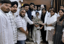 अन्यायाविरोधात आवाज उठवत रहा, आम्ही तुमच्या पाठीशी! शाळकरी मुलींच्या धाडसाला आदित्य ठाकरे यांची कौतुकाची थाप