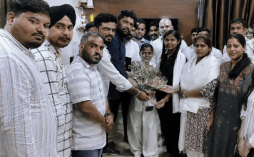 अन्यायाविरोधात आवाज उठवत रहा, आम्ही तुमच्या पाठीशी! शाळकरी मुलींच्या धाडसाला आदित्य ठाकरे यांची कौतुकाची थाप