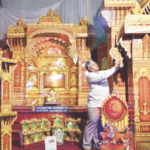 लालबागमध्ये गणेशोत्सवासाठी ‘उत्सवी’ सजावट, पर्यावरणपूरक पुठ्ठ्याच्या सजावटीला गणेशभक्तांची पसंती