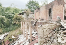 मणिपूर पुन्हा पेटले दोन गटांमध्ये हिंसाचार, अनेक घरे जाळली; गोळीबारात सीआरपीएफचा जवान जखमी