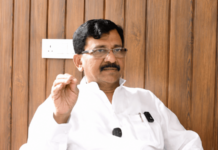 नारी शक्तीचं विधेयक आणण्यापूर्वी जंतरमंतरवरच्या मुलींची माफी मागा; संजय राऊतांचा मोदी-शहांवर हल्लाबोल
