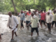 हिवरीतील यदुवंशी नंद गवळी समाजाची शोकांतिका; स्मशानभूमीअभावी नाल्याच्या काठावर दफनविधी