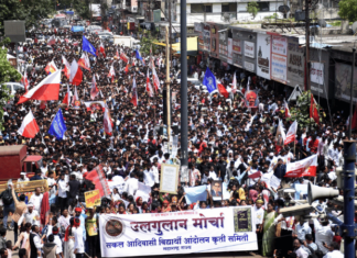 Photo – नाशिकमध्ये आदिवासी विकास भवनावर विराट उलगुलान मोर्चा