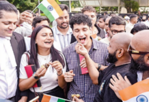 झुरळं जिंकली! सर्व एफआयआर रद्द!!