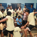 Konkan News – गौराईच्या आगमनाने कोकणातील गावागावात रंगला जाखडीच्या ठेक्यावरील जल्लोष