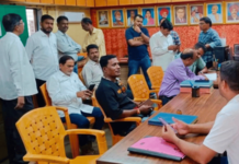 Konkan News – गणेशोत्सवात चाकरमानी गावी दाखल, पण ऐन सणात देवळे गावात भीषण पाणीटंचाई; ग्रामपंचायतीचा भोंगळ कारभार चव्हाट्यावर