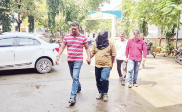 कामोठ्यात साडेतीन वर्षांच्या चिमुकलीवर स्कूल बसमध्ये चालकाचा लैंगिक अत्याचार, नराधम इस्को यादवला पोक्सोच्या गुह्याखाली अटक