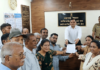 सेझ नोंदी रद्द करून सातबारा कोरा करा! शेकडो शेतकऱ्यांची प्रांताधिकारी कार्यालयावर धडक