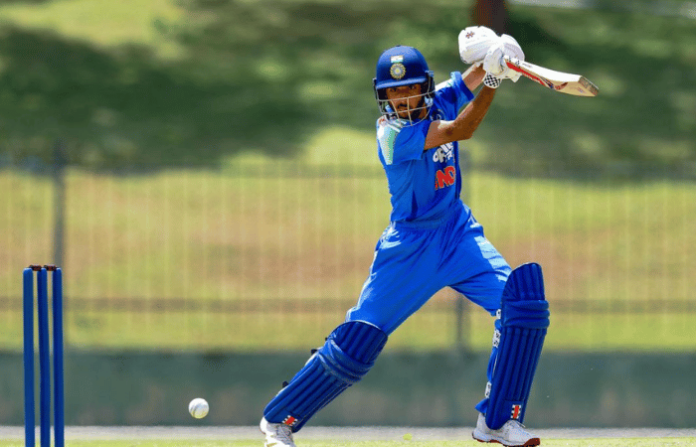 Team India (30)