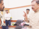 पीक विम्याबद्दल विचारले म्हणून शिंदेंच्या खासदाराची शेतकऱ्याला धक्काबुक्की
