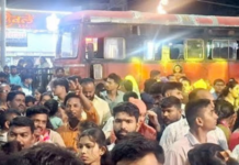 गणेशोत्सवात नियोजन कोलमडले; जड वाहतुकीने कोंडीत आणखी भर