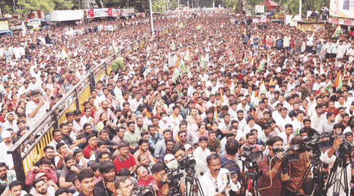 सामना अग्रलेख – विद्यार्थ्यांचा आक्रोश, आगीशी खेळू नका