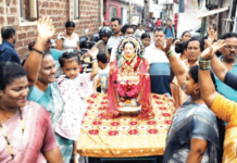 सोनपावलाने गौराई माहेराला आली!