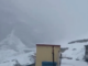 हिमाचल प्रदेशात किन्नौरमध्ये दरडी कोसळल्या, महामार्ग बंद; अनेक वाहने अडकली