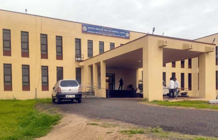jamkhed-halgaon-agriculture-college-six-students-suspended-expelled-from-hostel-for-ragging-juniors-probe-report