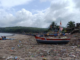 Konkan News – जाळ्यात मासळीच गावत नसल्याने बुरोंडी बंदरातील होड्या लागल्या किनाऱ्याला; मासळी नसल्याने मत्स्यहारी खवय्यांचे हाल