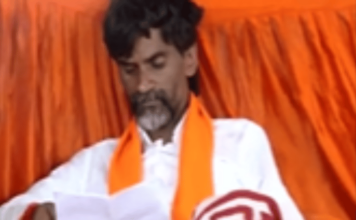 मनोज जरांगे यांची प्रकृती बिघडली, वैद्यकीय तपासणीस नकार; सरकारकडून मनधरणीचे प्रयत्न, अधिकाऱ्यांशी चर्चा नाकारली manoj-jarange-health-deteriorates-refuses-govt-talks-obc-morcha-stopped-at-patas