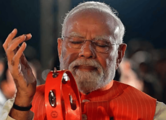 सामना अग्रलेख – असंतोषाच्या कोठारावर देश, मोदी वाजवतात डफली!