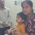 धावत्या एक्स्प्रेसमध्ये चिमुकल्याला हार्ट अटॅक, तीन वर्षाच्या यशचे दक्ष प्रवाशामुळे वाचले प्राण