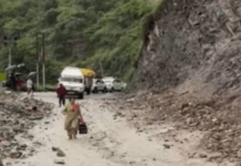 Uttarakhand Rain – मुसळधार पावसामुळे उत्तराखंडमध्ये भूस्खलन, 4000 यात्रेकरू अडकले