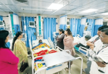 सांताक्रुझ येथे मॅनहोलमध्ये उतरलेल्या सफाई, कामगाराचा मृत्यू; दुसऱ्याची प्रकृती गंभीर