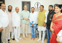 खारघरमध्ये भाजपच्या एसआयआर गोलमालचा पर्दाफाश करणाऱ्या शिवसैनिकांचा गौरव