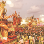 गणपती गेले गावाला… मुंबईच्या रस्त्यांवर भक्तिसागर, 35,680 गणेशमूर्तींचे वाजतगाजत विसर्जन; कृत्रिम तलावांकडेही ओढा वाढला