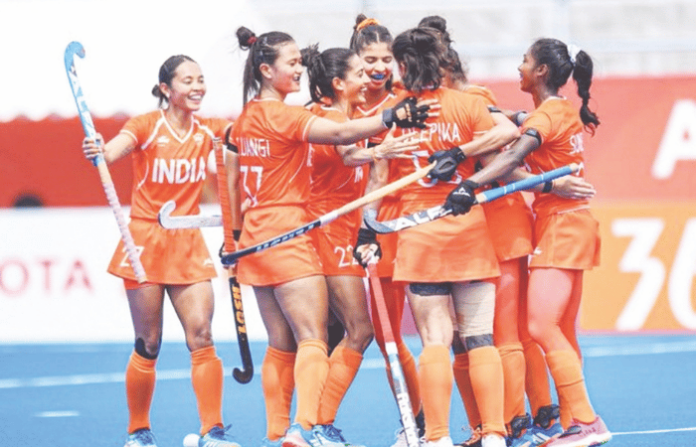 women hockey