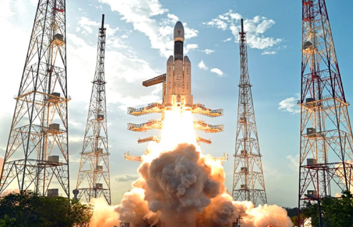 अंतराळात हिंदुस्थानची ताकद वाढणार; 2029 पर्यंत चार लॉन्च पॅड कार्यान्वित करण्याचे लक्ष्य
