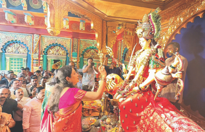 Rashmi Thackeray Thane