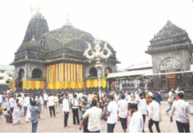 त्र्यंबकेश्वर मंदिरात व्हीआयपी दर्शन दहा दिवस बंद