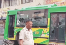 दिल्लीत बसच्या धडकेत 2 ठार